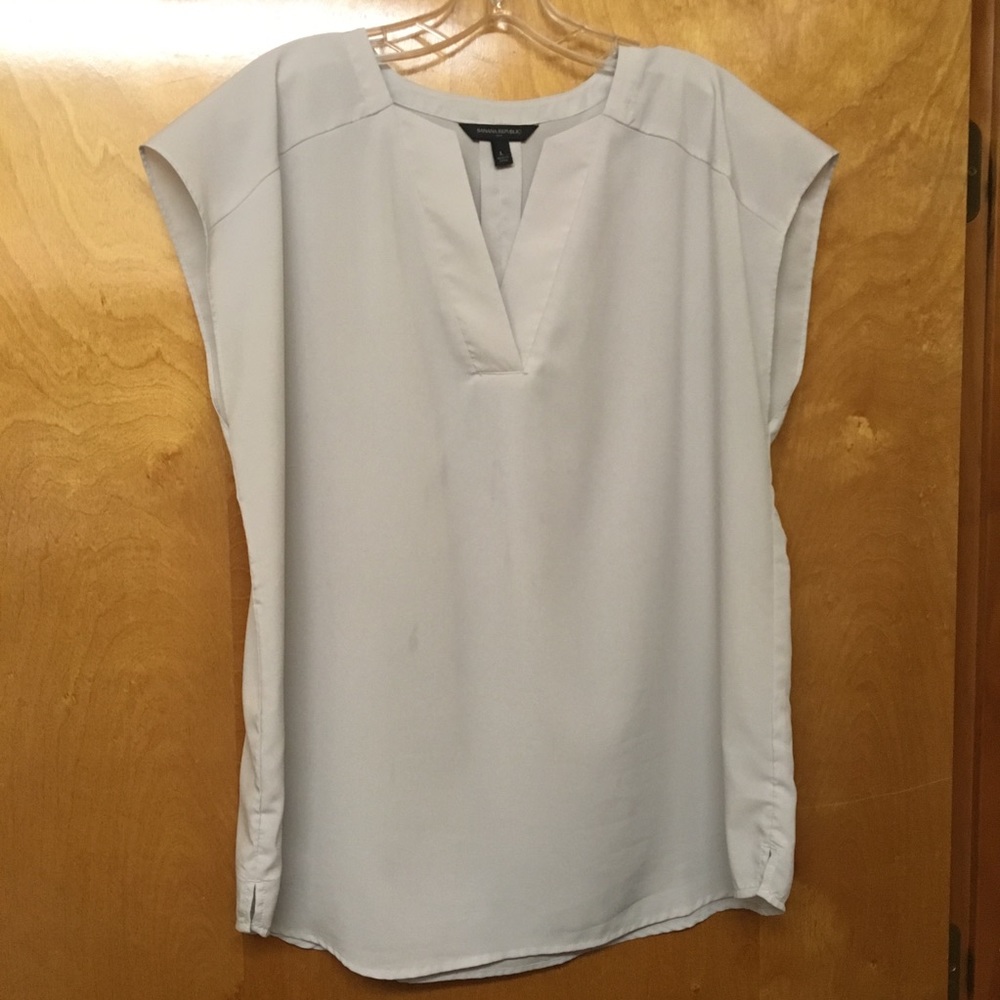 Banana Republic blouse - dove gray, longer length